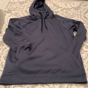 Men’s Nike dri fit hoodie never worn but no tags
